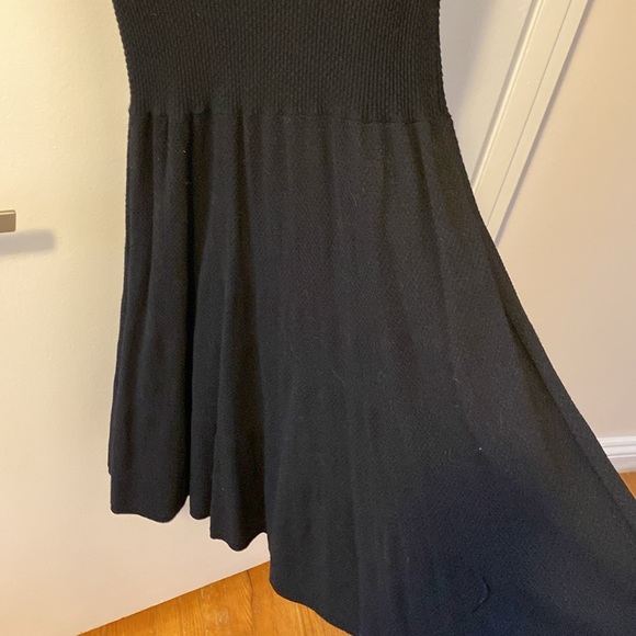 Banana Republic little black dress size M - Picture 2 of 4